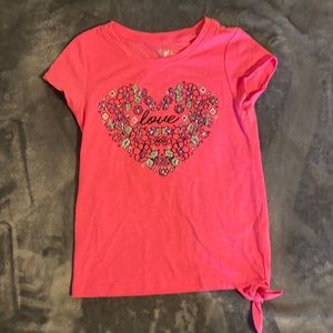 Girls size 6 T-shirt